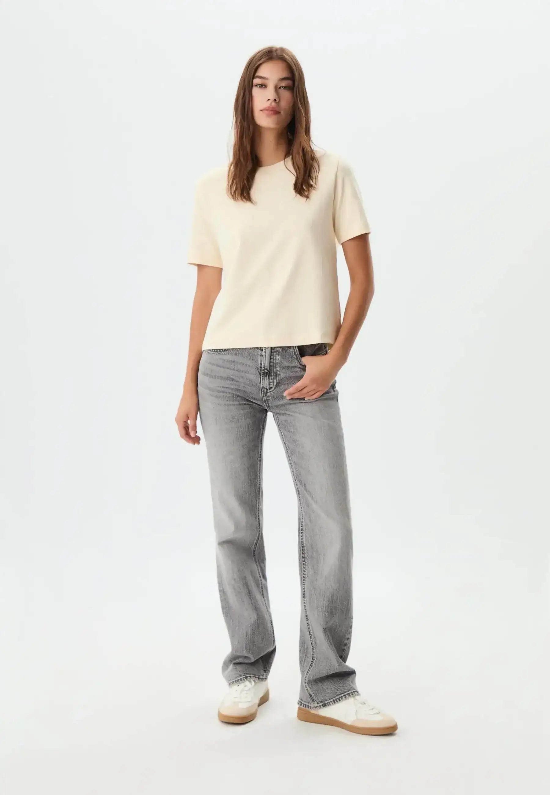 LT1K Regular Sand Essential T-Shirt. - lessthan1thousand