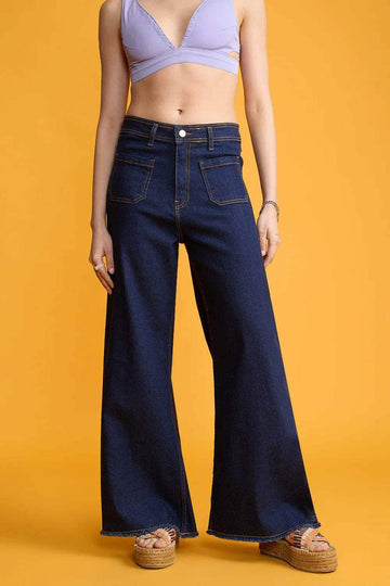 ZARA Dark Blue Utility Pocket Wide-Leg Frayed Hem Jeans. - lessthan1thousand