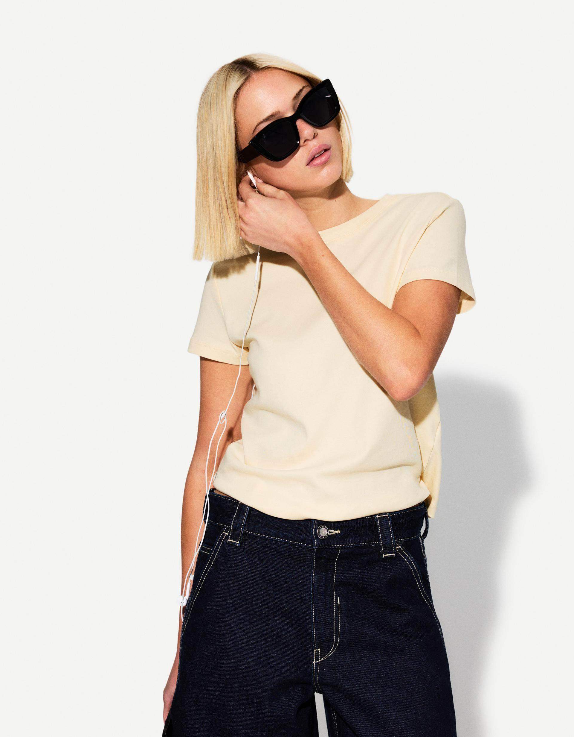 LT1K Regular Sand Essential T-Shirt. - lessthan1thousand