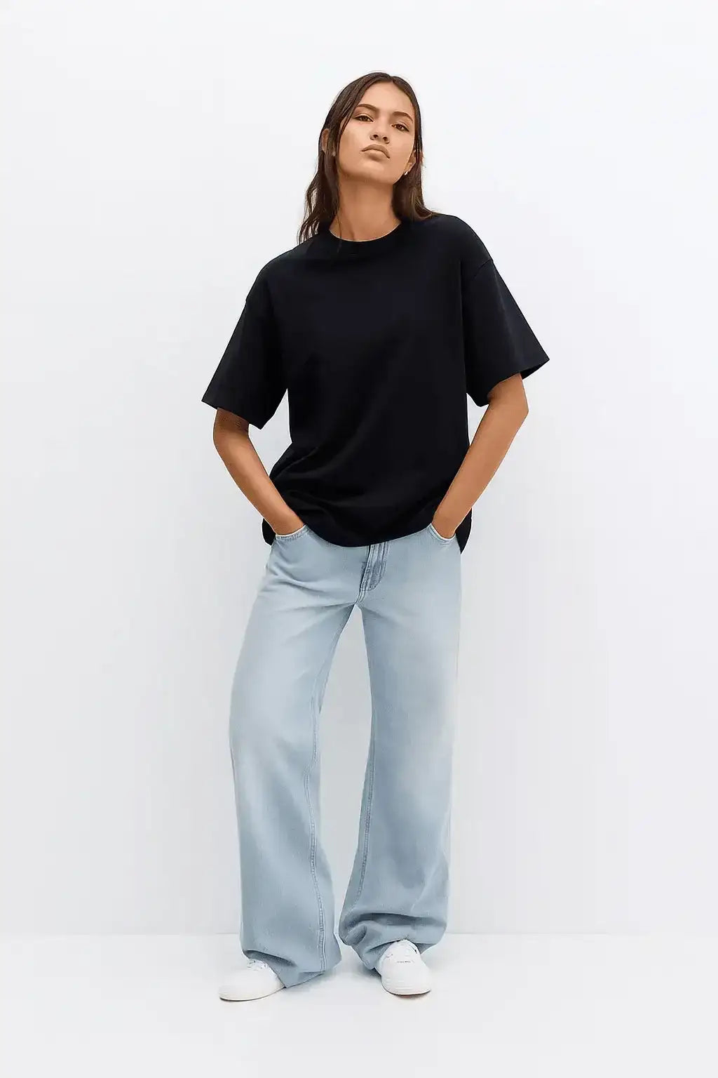 LT1K Loose Pure Black Essential T-Shirt - lessthan1thousand