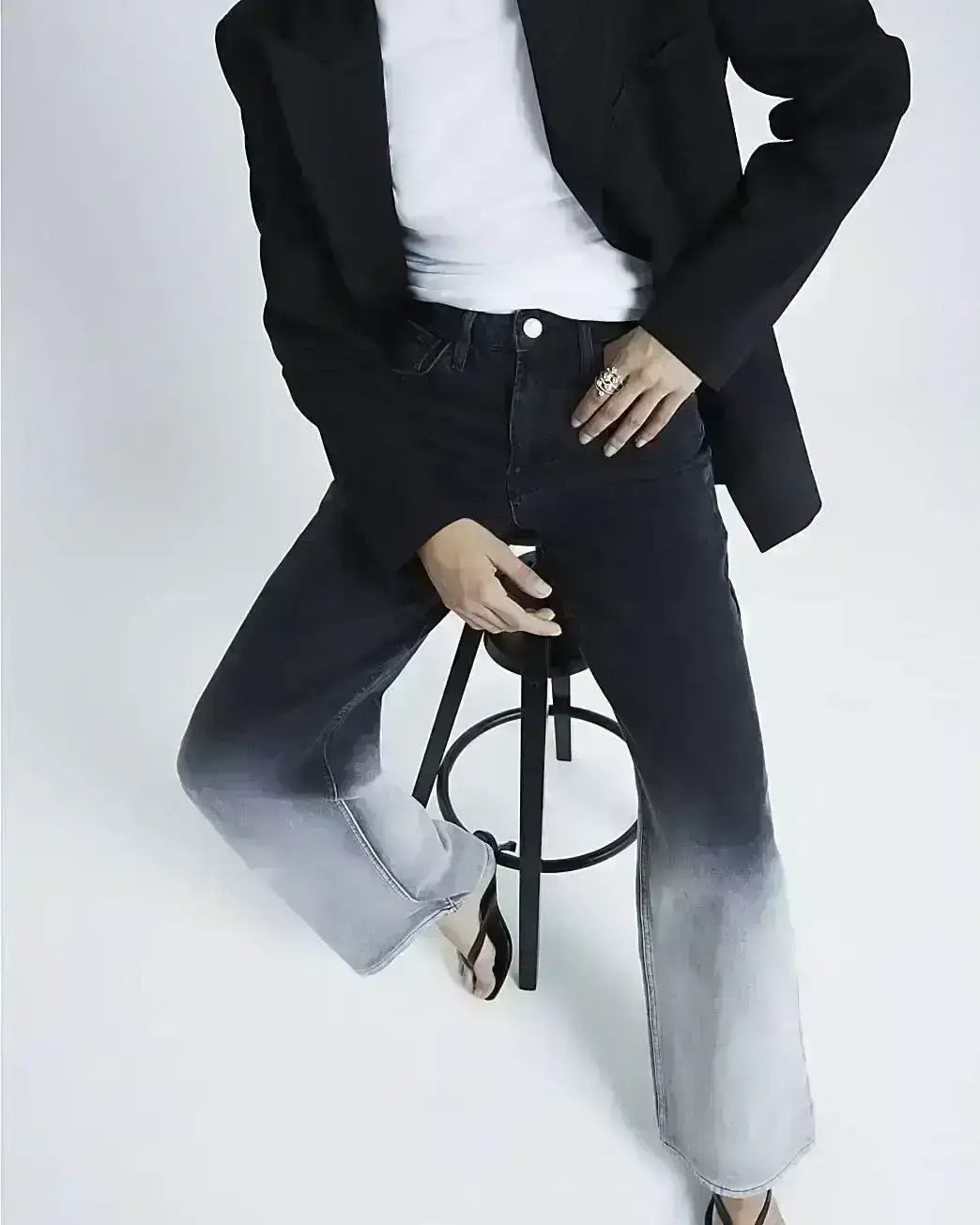 LT1K Black Two-Tone Wide-Leg Jeans (Stitched Hem). (Minor Fault) - lessthan1thousand