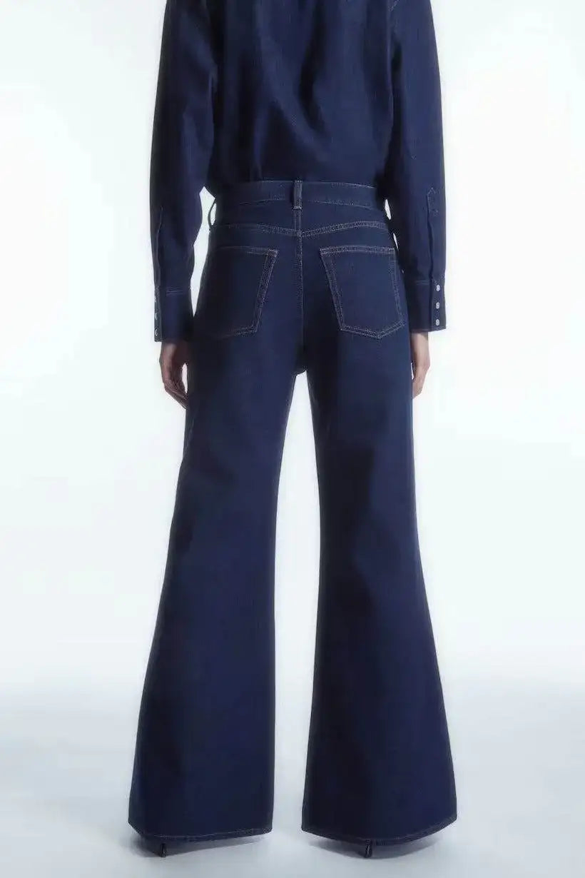 LT1K Dark Blue Split Hem High-Waisted Flare Jeans. - lessthan1thousand