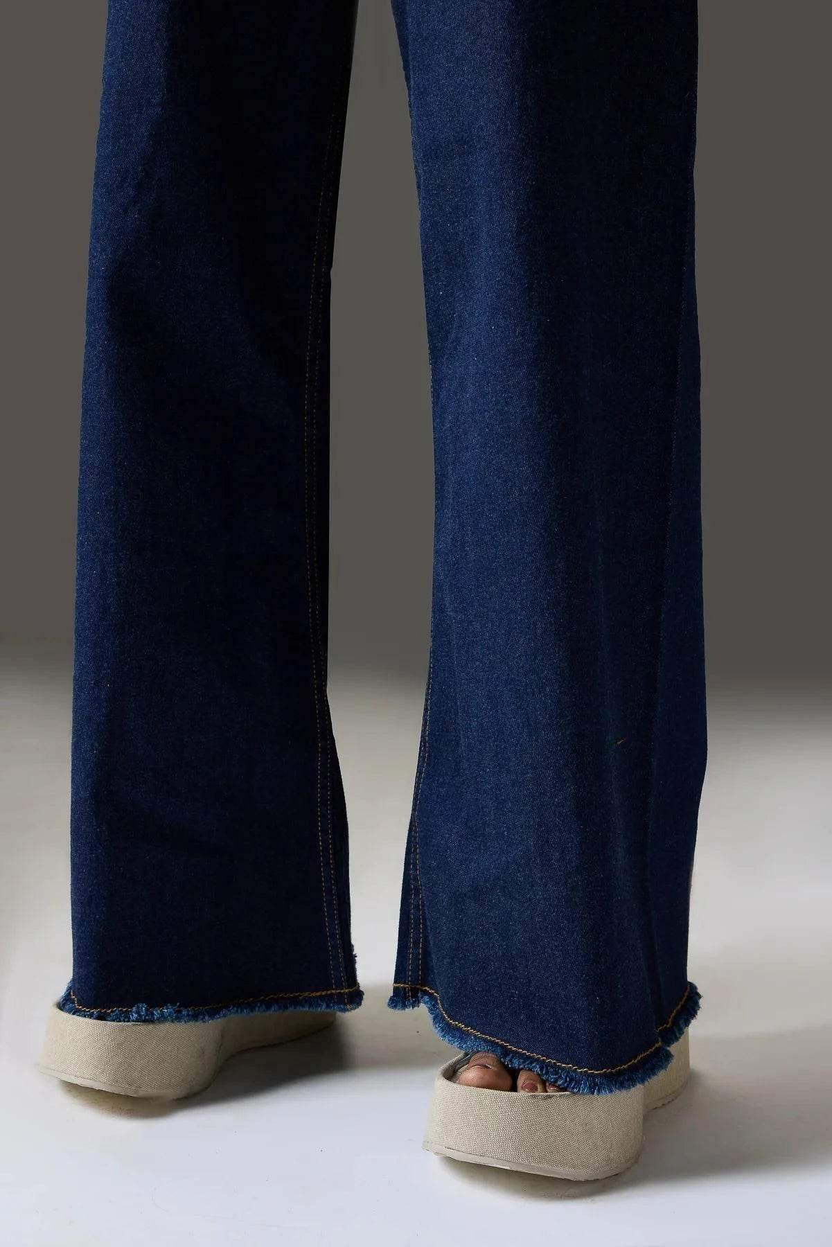 ZARA Dark Blue Utility Pocket Wide-Leg Frayed Hem Jeans. - lessthan1thousand