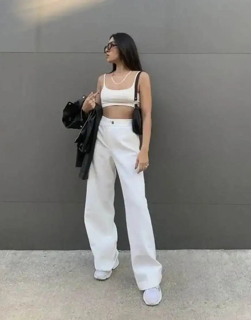 Bershka White High-Waist Loose Leg Jeans. - lessthan1thousand