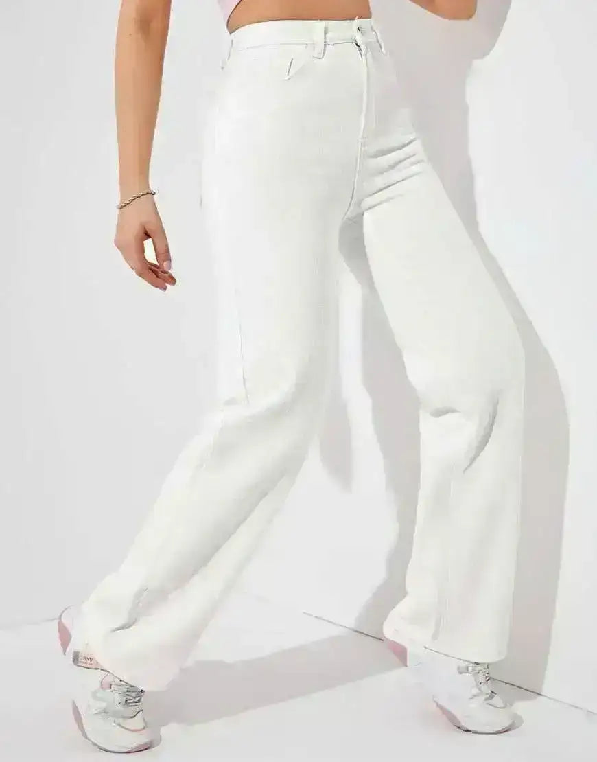 Bershka White High-Waist Loose Leg Jeans. - lessthan1thousand
