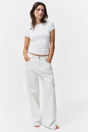 LT1K Slim White Essential T-Shirt.