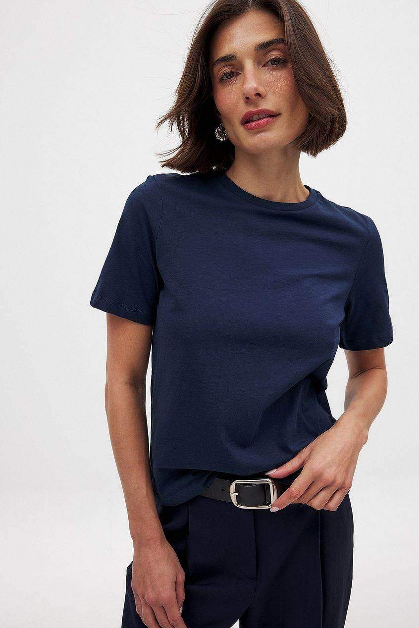 LT1K Regular Navy Blue Essential T-Shirt. - lessthan1thousand