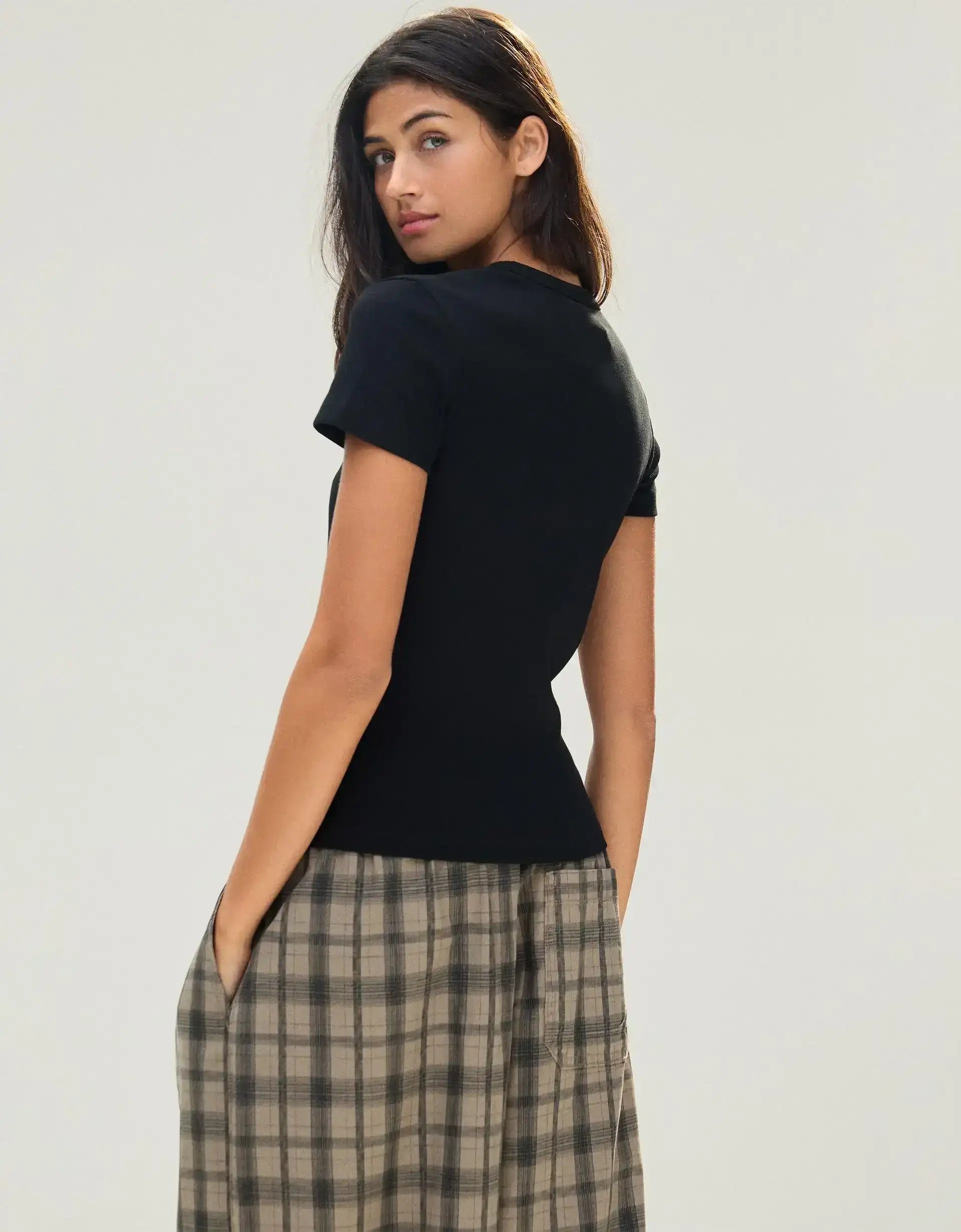 LT1K Coffee Brown  Essential Slim T-Shirt.