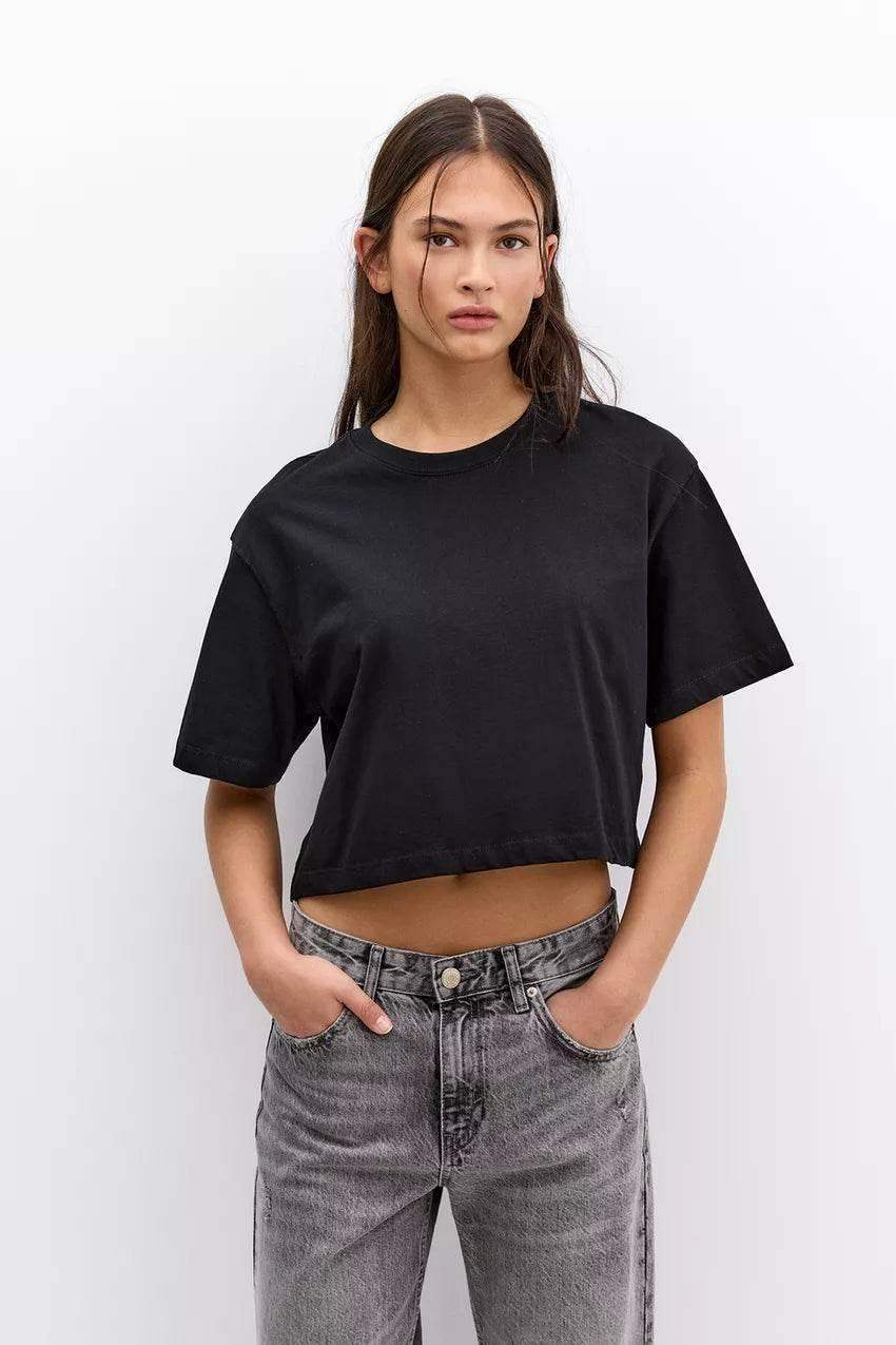 LT1K Crop Loose Pure Black Essential T-Shirt - lessthan1thousand