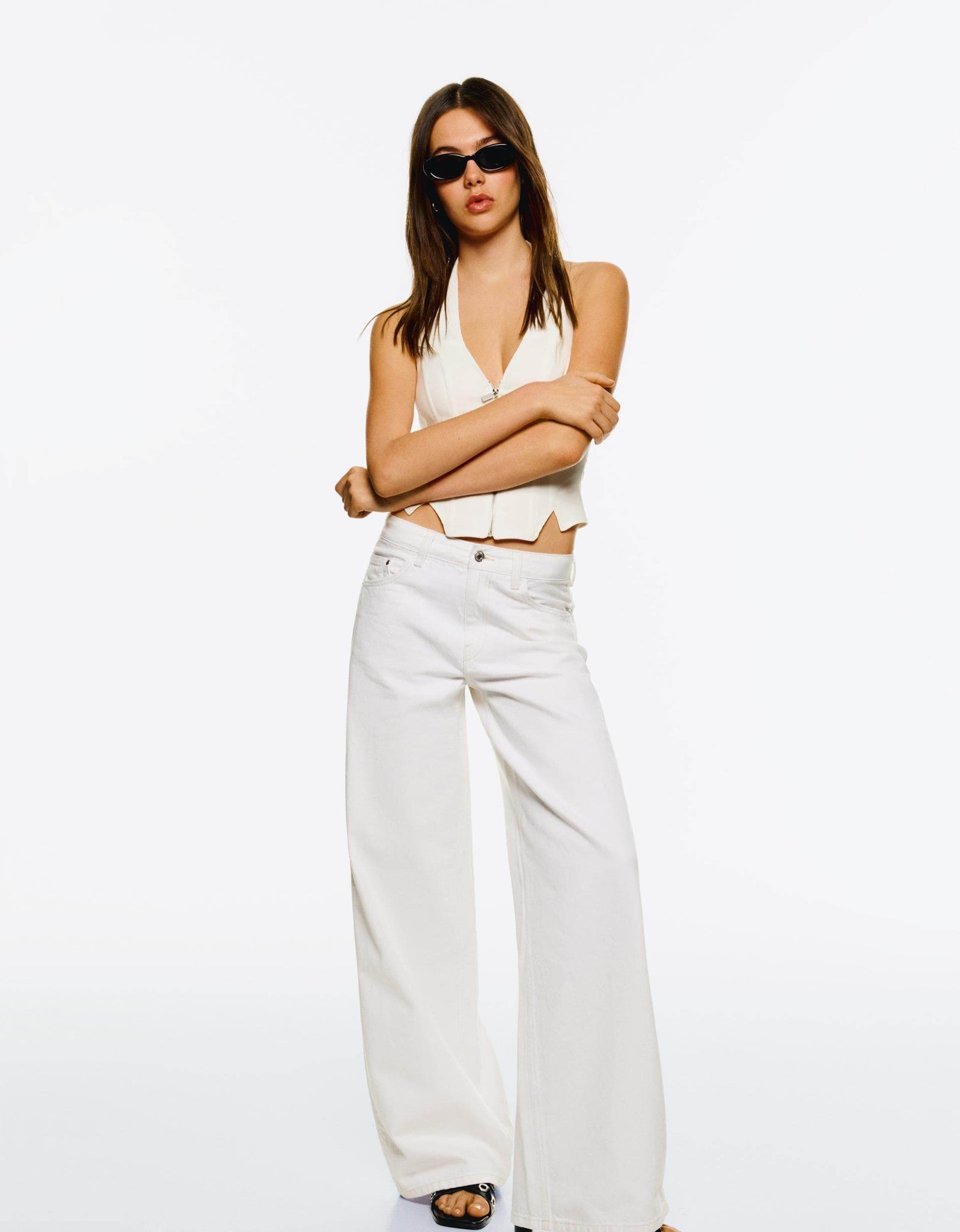 Zara White High-Waisted Wide-Leg Jeans. - lessthan1thousand