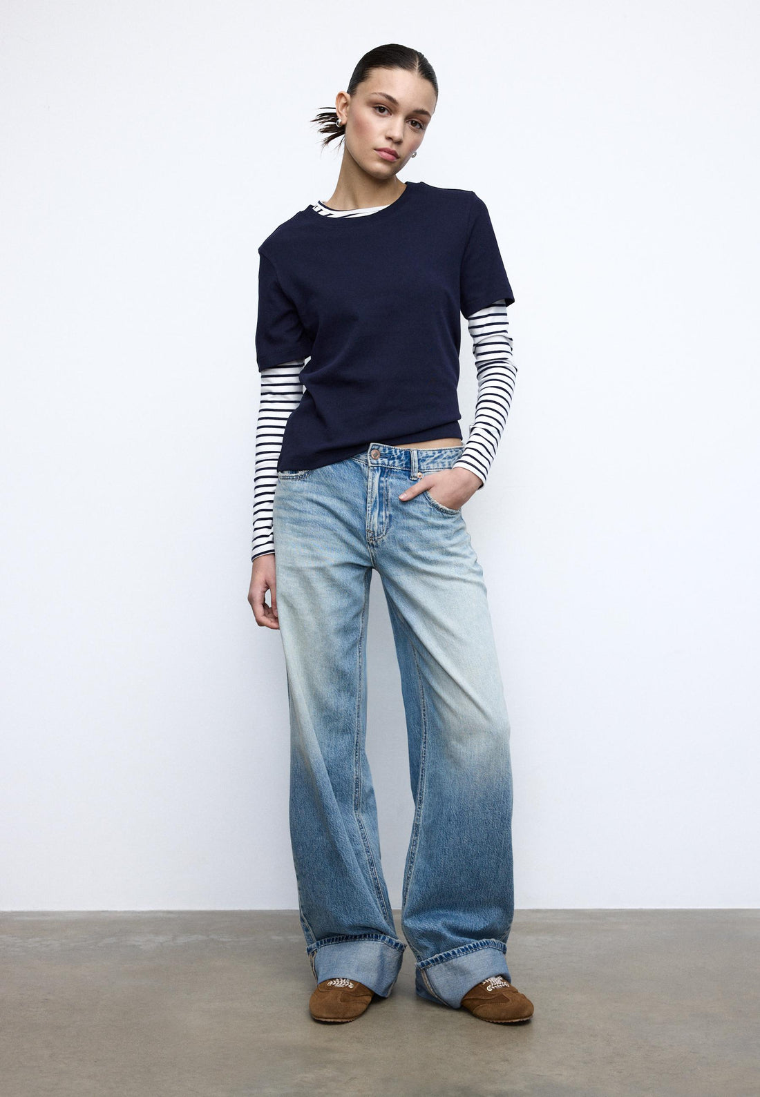 LT1K Regular Navy Blue Essential T-Shirt.