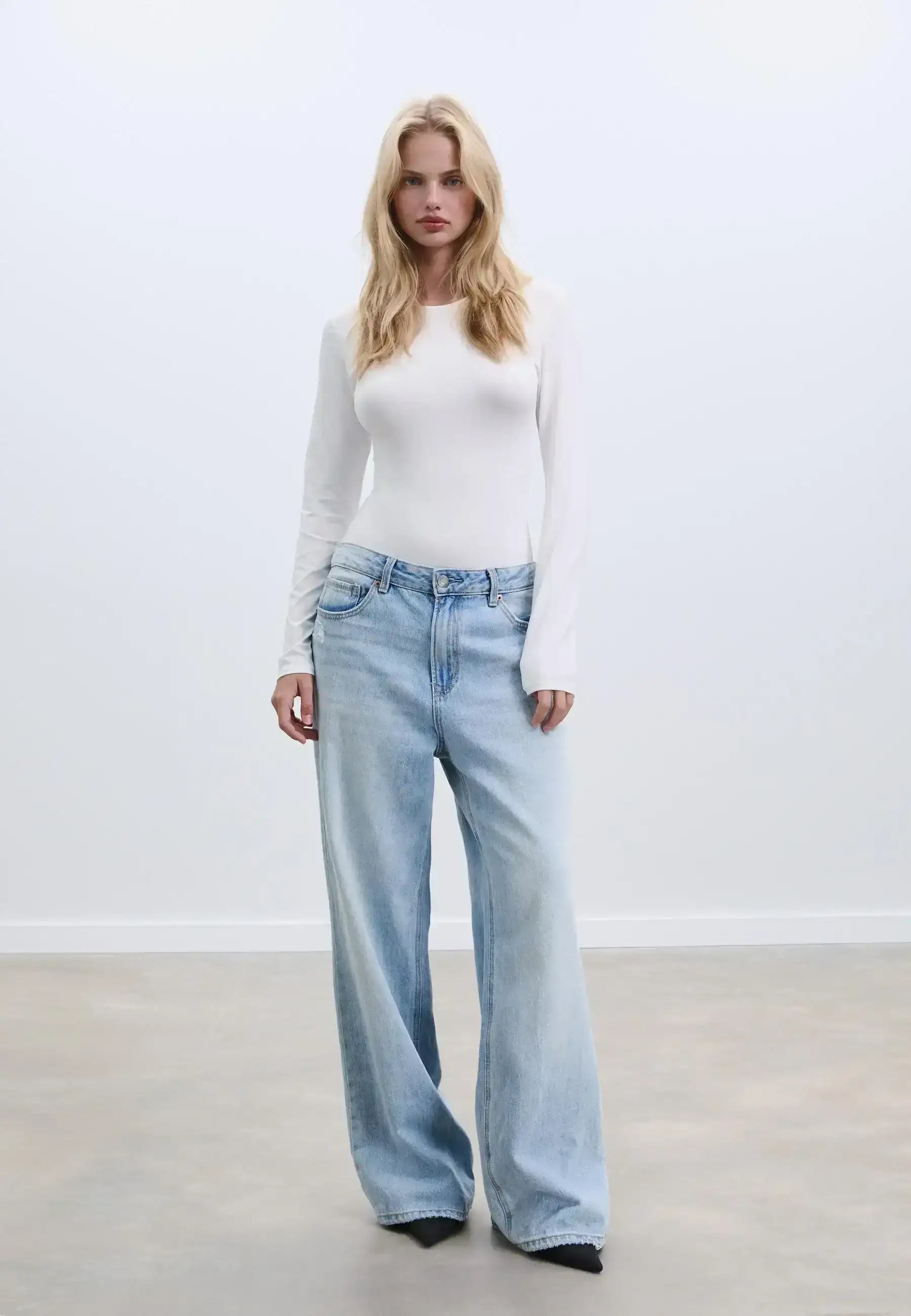 LT1K Essential Full-Sleeves Slim Top.(Perfect For All Season)