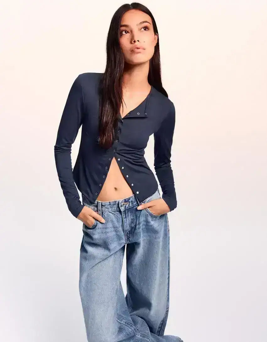 LT1K Essential Long sleeve Slim Top with buttons.(Perfect For All Season)