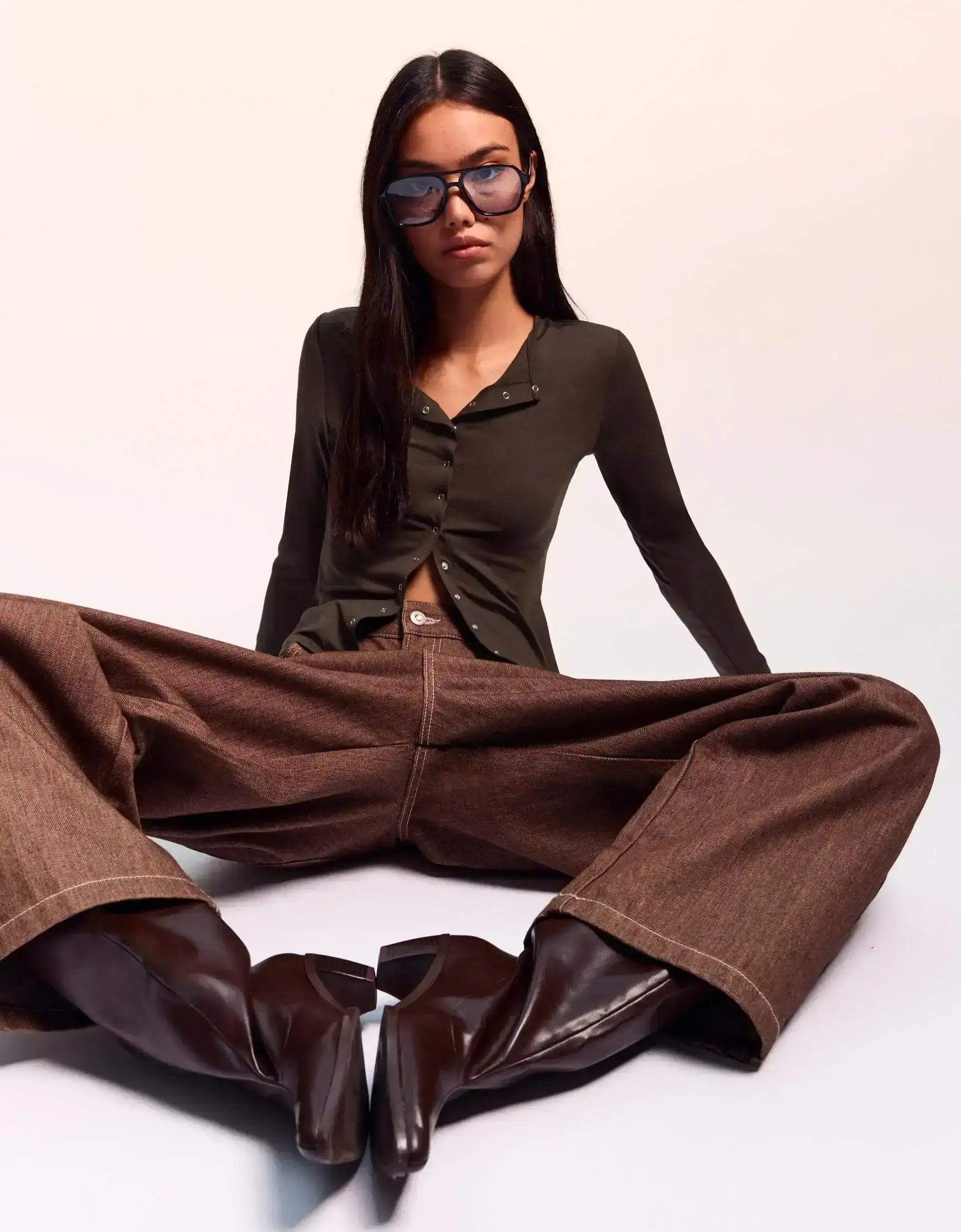 LT1K Essential Long sleeve Slim Top with buttons.(Perfect For All Season)