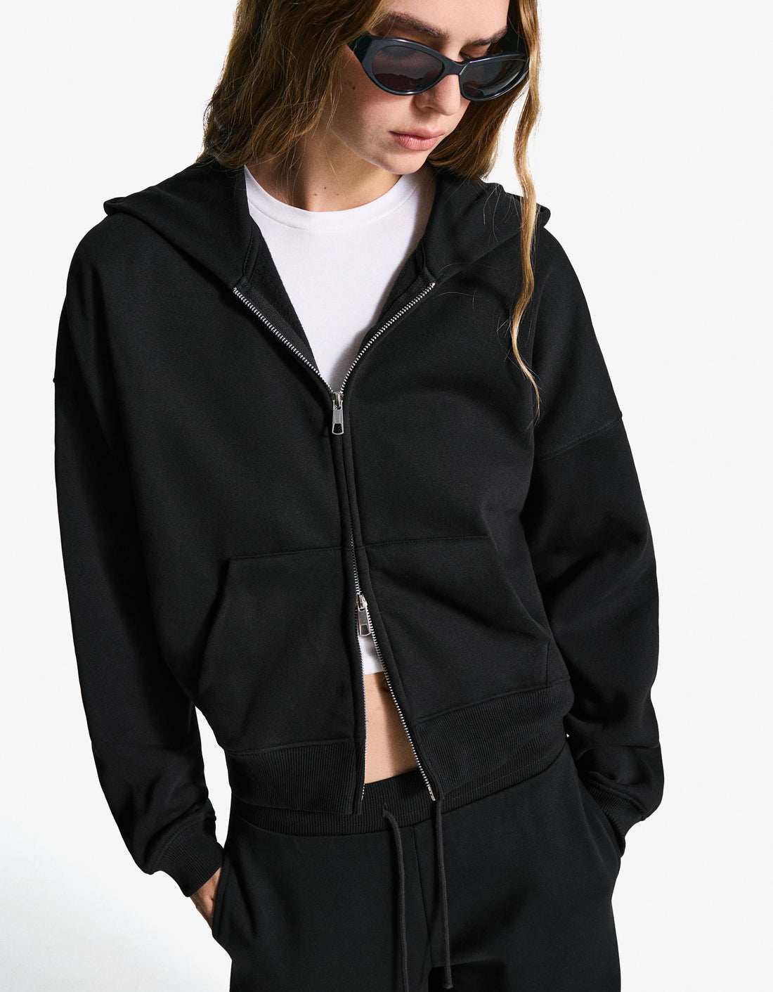 LT1K Black Zip-Up Oversize Crop hoodie.