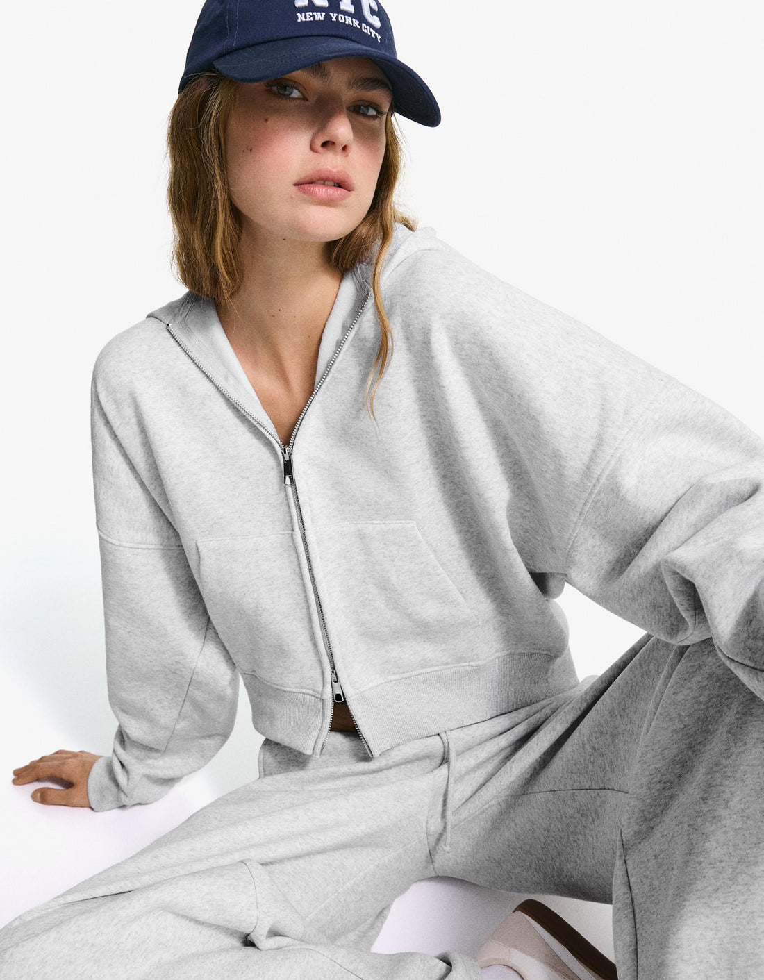 LT1K Grey Zip-Up Oversize Crop hoodie.