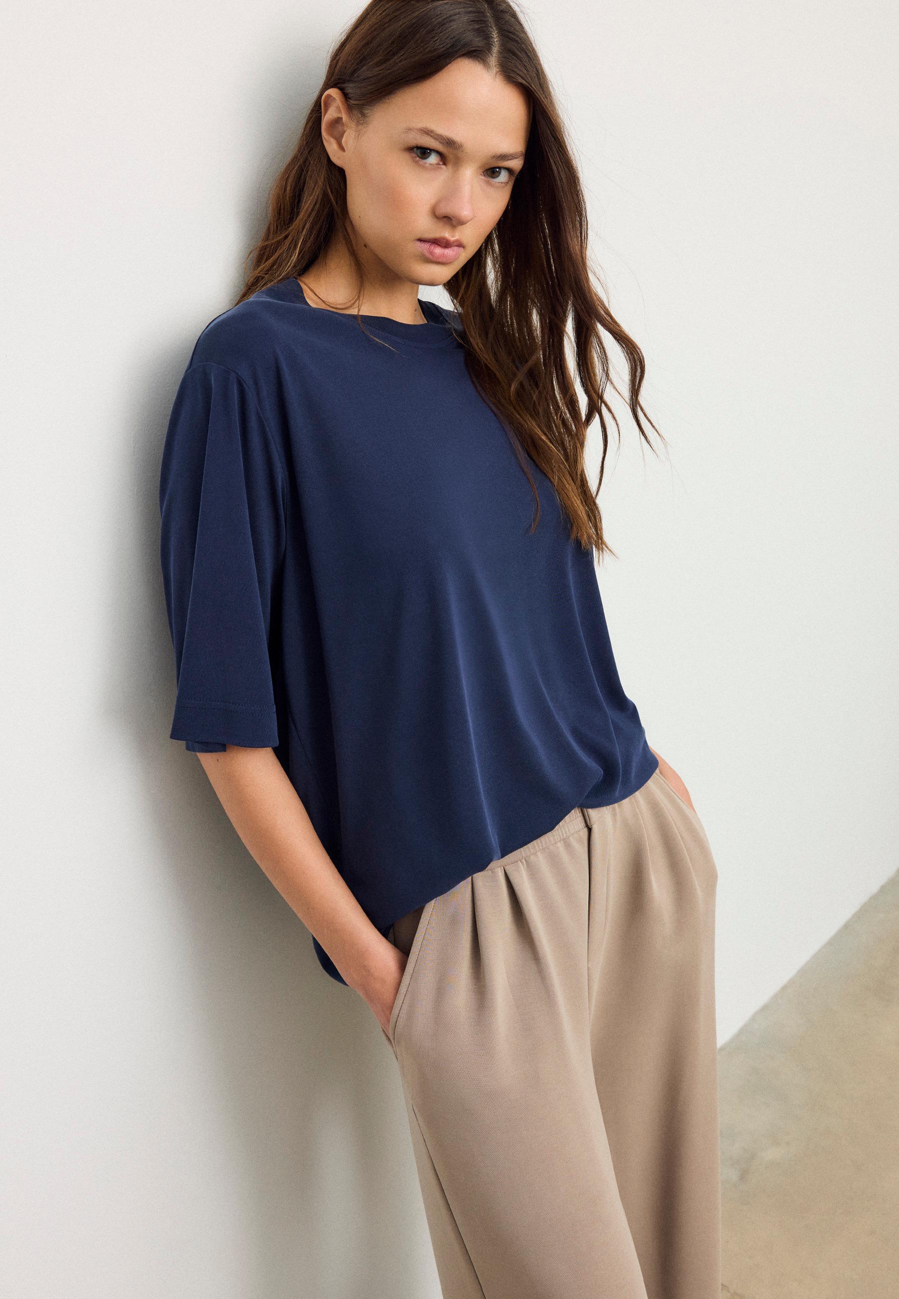 LT1K Oversize Navy Blue Essential T-Shirt