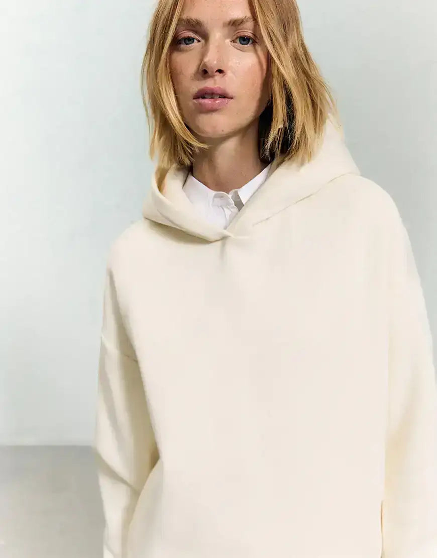 LT1K Basic Sand Oversize hoodie.