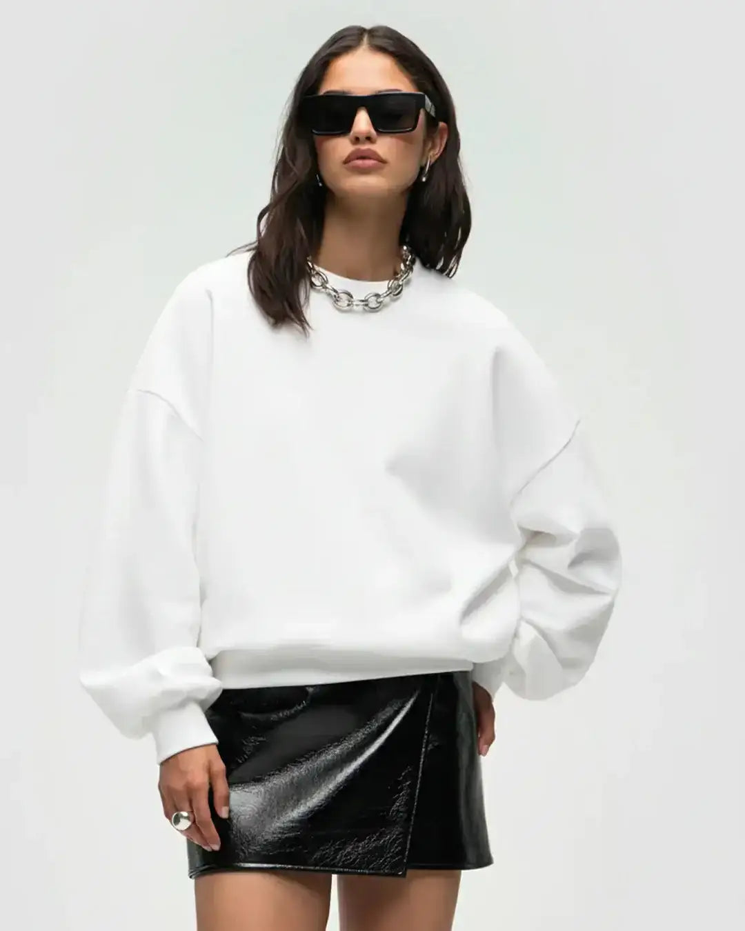 LT1K White Oversize Sweatshirt.