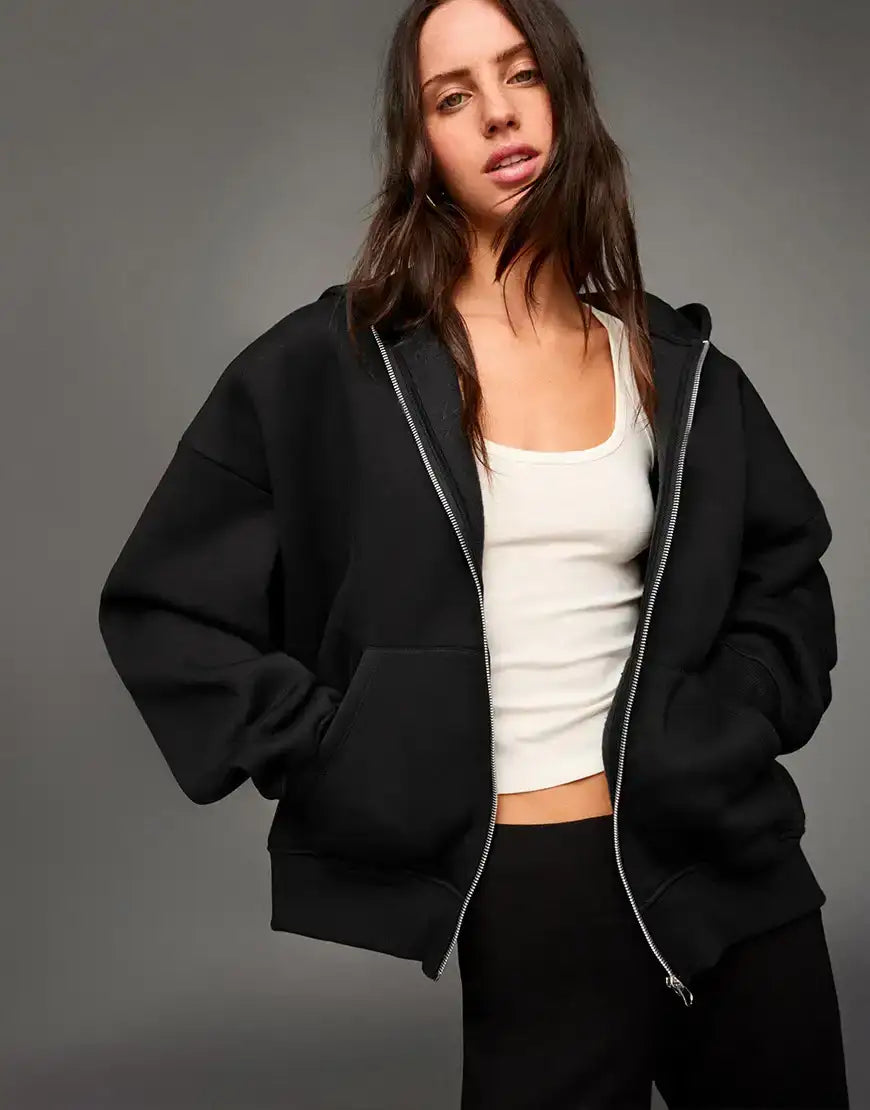 LT1K Black Zipper Oversize hoodie.