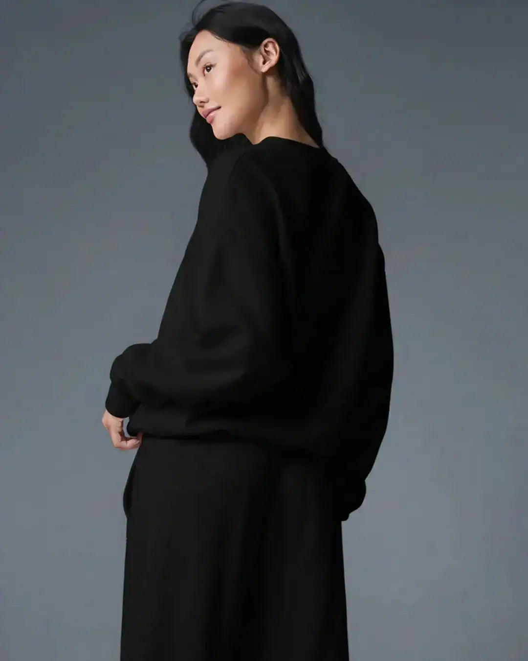 LT1K Black Oversize Sweatshirt.