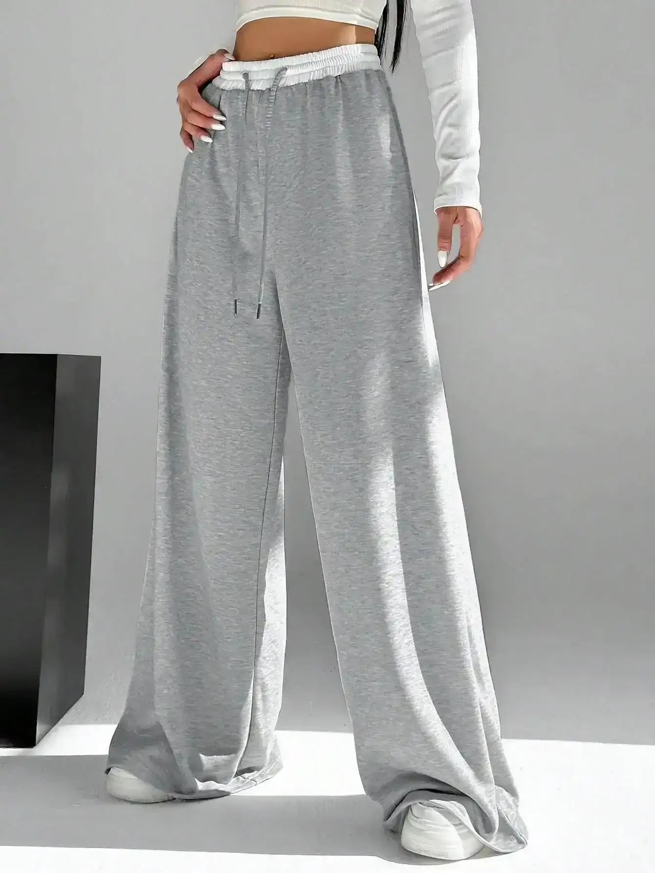 Grey Contrast waist Wide-Leg Trouser. - lessthan1thousand