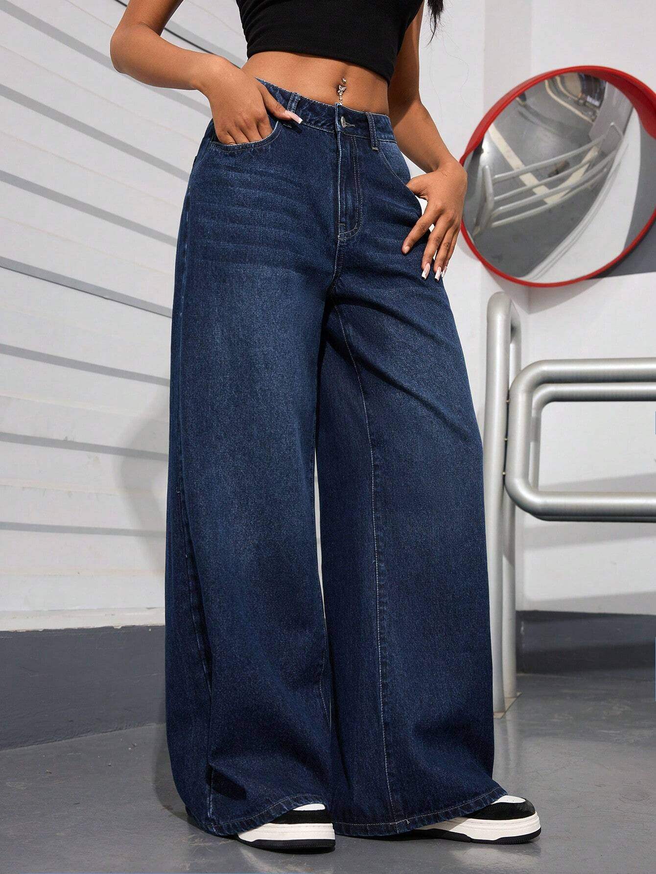 LT1K Dark-Blue Wide Leg Jeans.