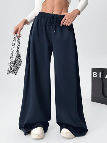 LT1K Navy Blue Wide-Leg Trouser.