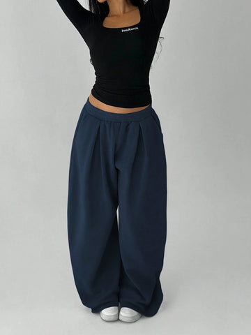 LT1K Navy Blue Pleated Wide-Leg Trouser.(Perfect For All Season).