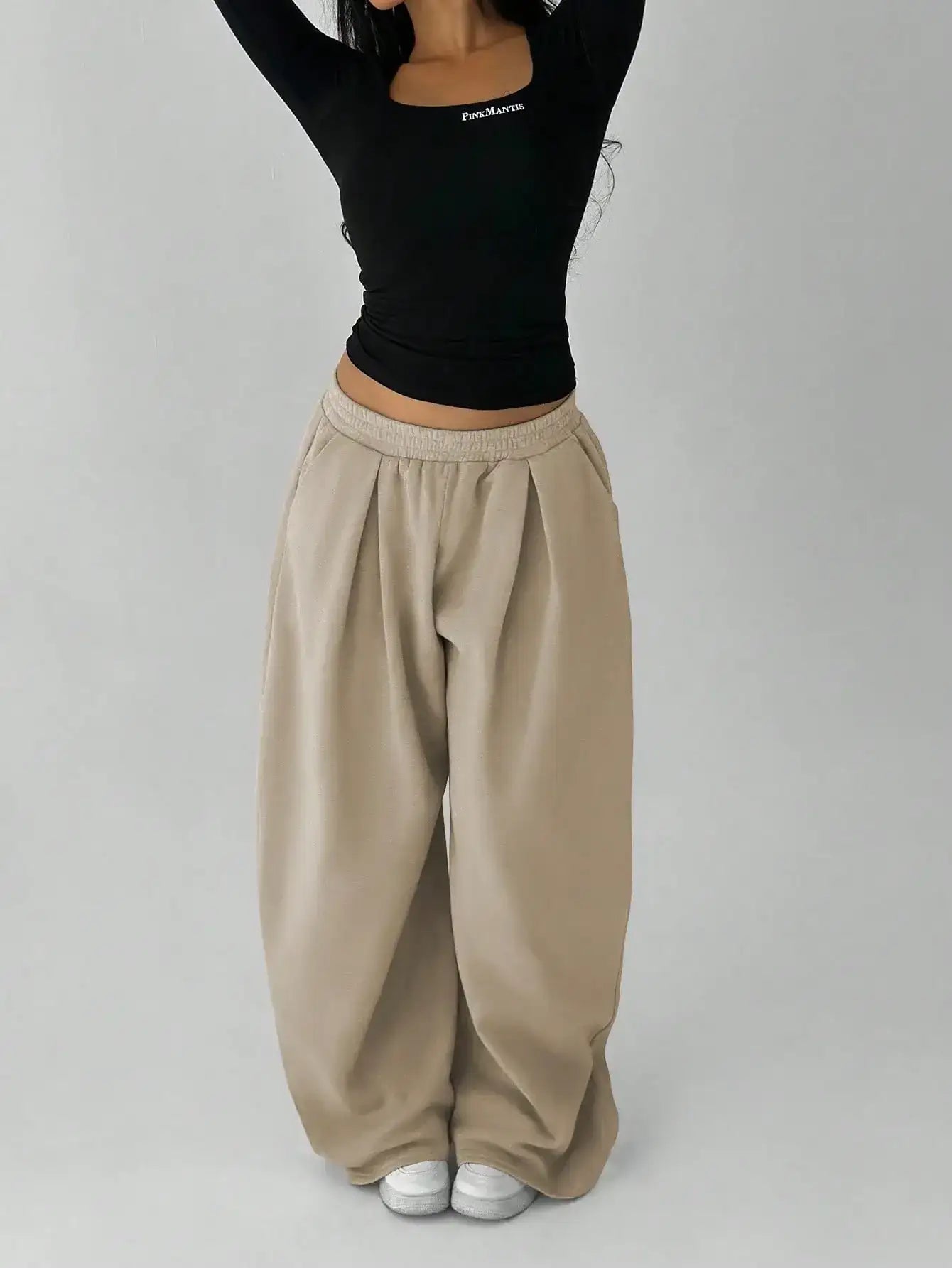 LT1K Pleated Wide-Leg Trouser.(Perfect For All Season).