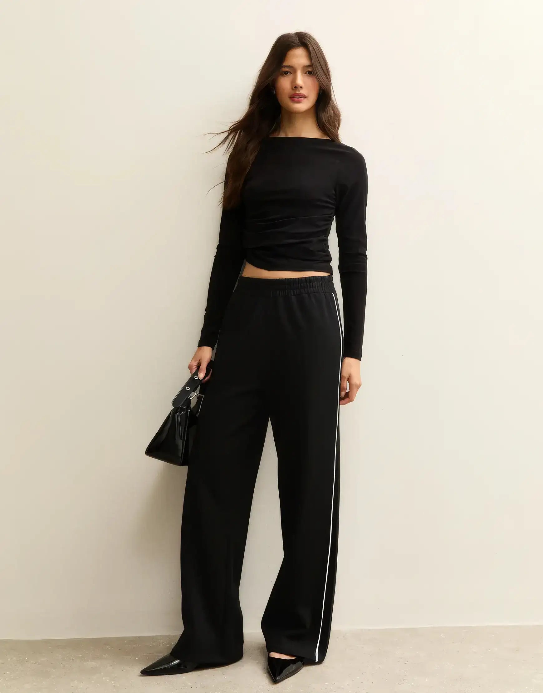 LT1K Single Side Piping Detail Wide-Leg Trouser.(Perfect For All Season)