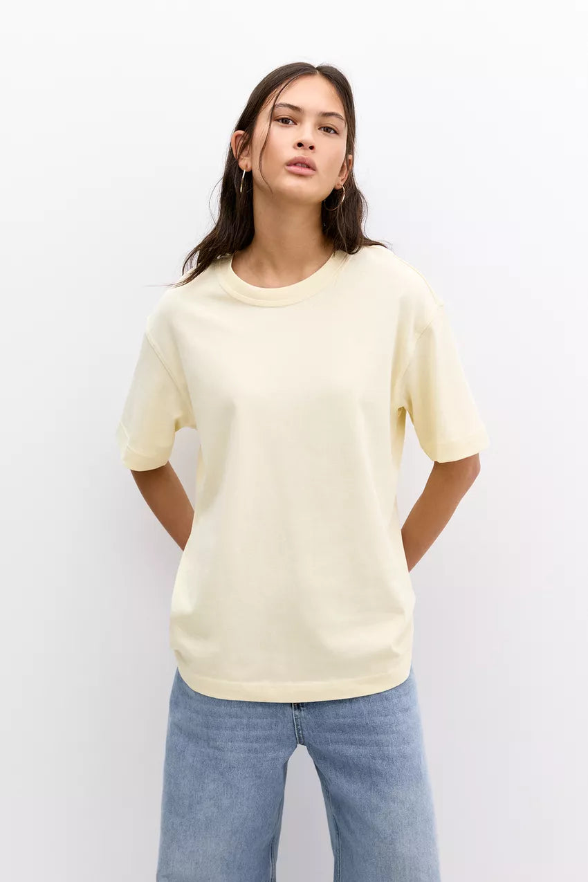 LT1K Loose Sand Essential T-Shirt.