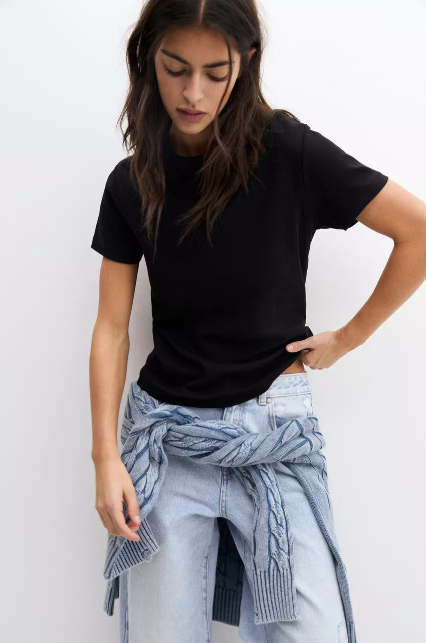 LT1K Regular Pure Black Essential T-Shirt.