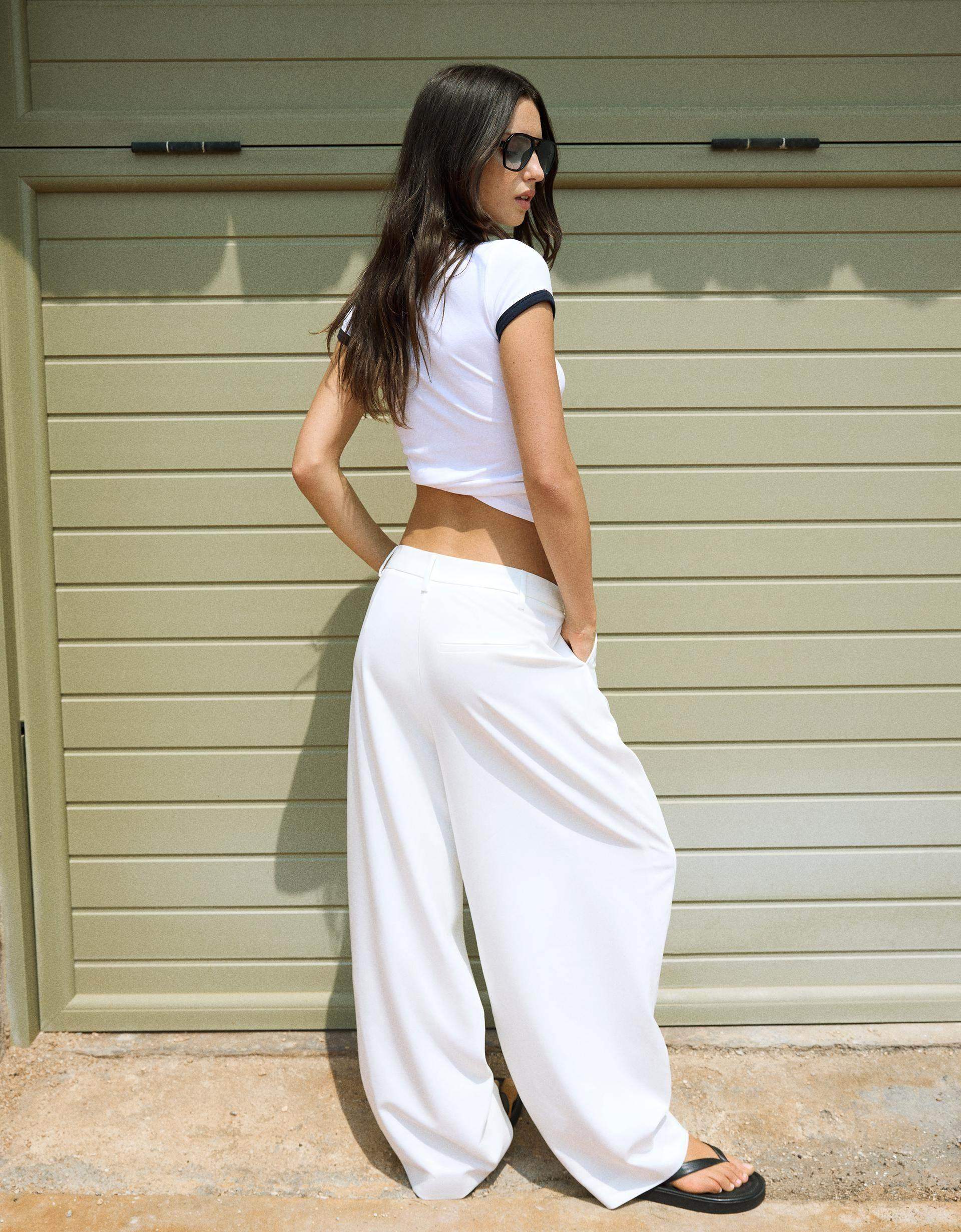 LT1K Slim White Contrast T-Shirt - lessthan1thousand