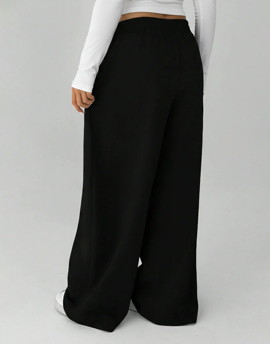 LT1K Black Pleated Wide-Leg Trouser.(Perfect For All Season).