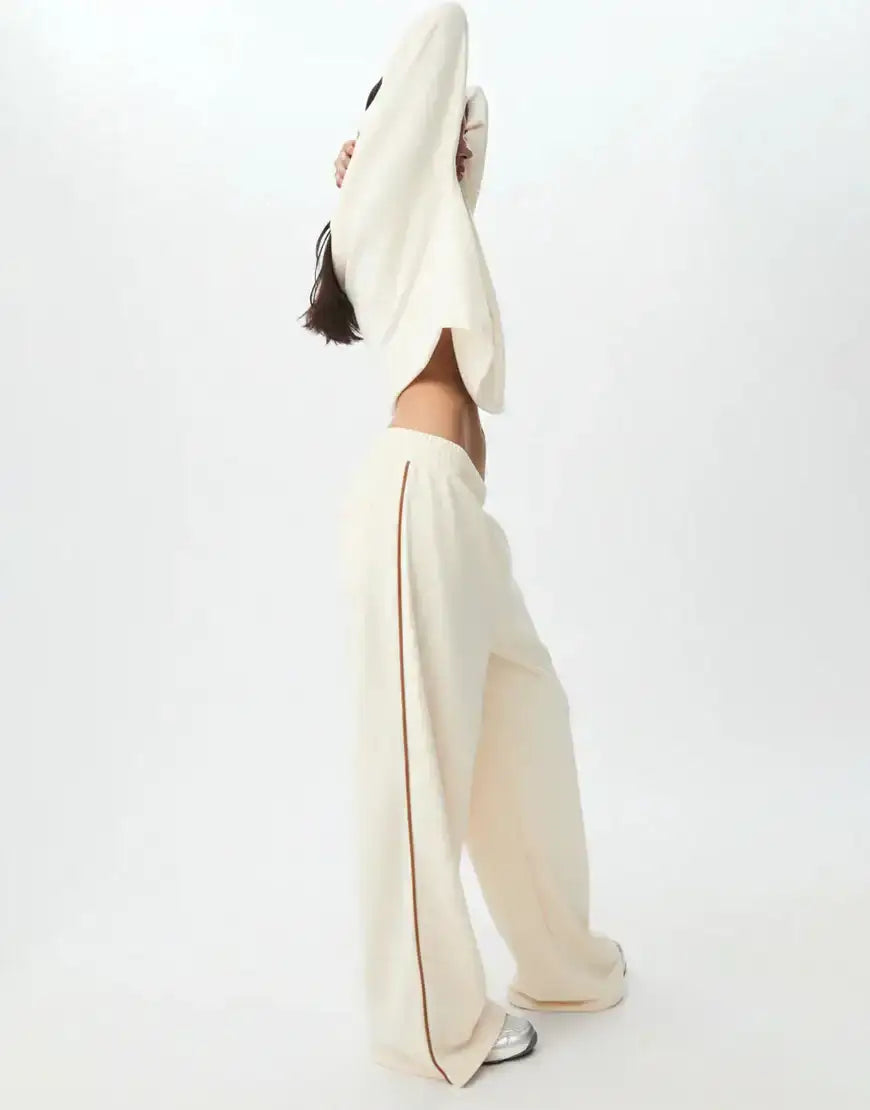 LT1K Single Side Piping Detail Wide-Leg Trouser.(Perfect For All Season)