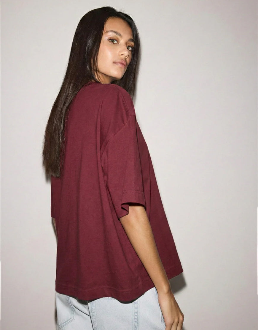 LT1K Oversize Maroon Essential T-Shirt.