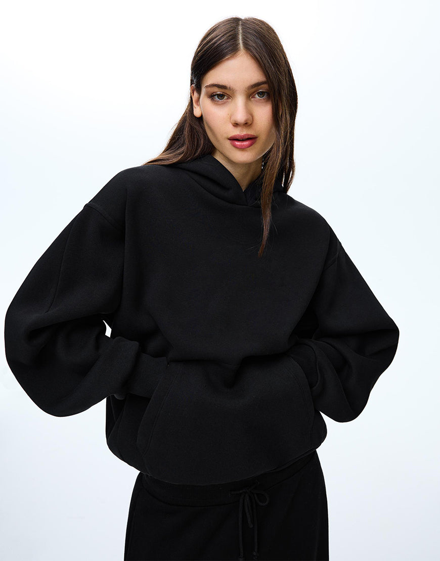 LT1K Basic Black Oversize hoodie.
