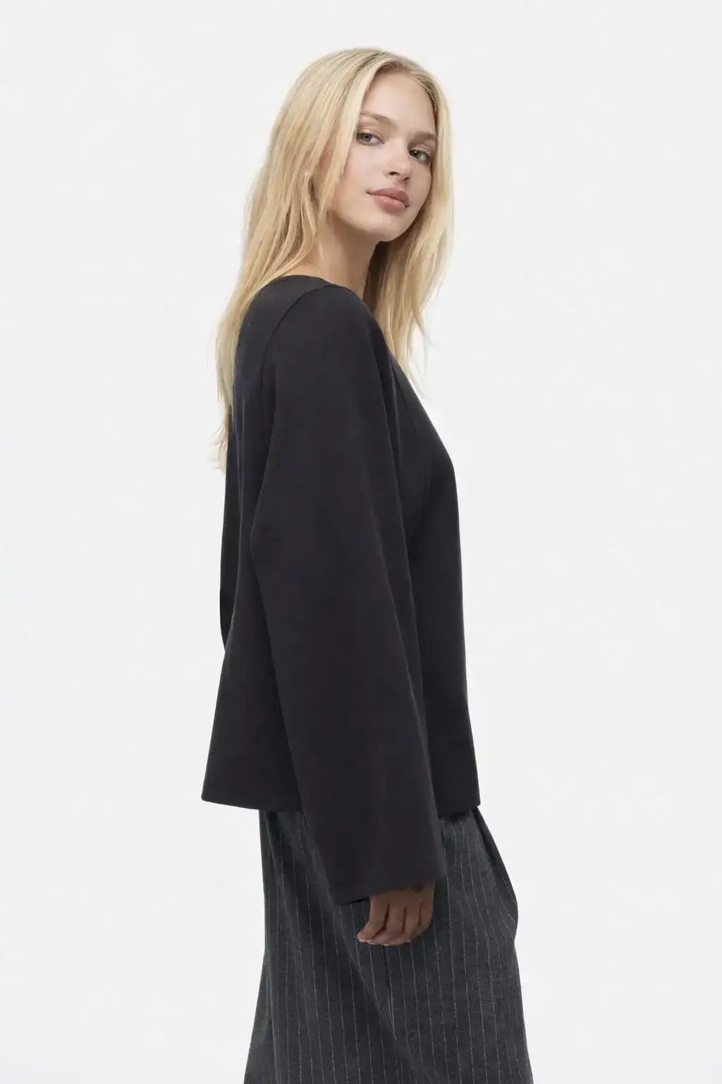 LT1K Super Wide Sleeve Oversize Top.(Perfect For All Season)