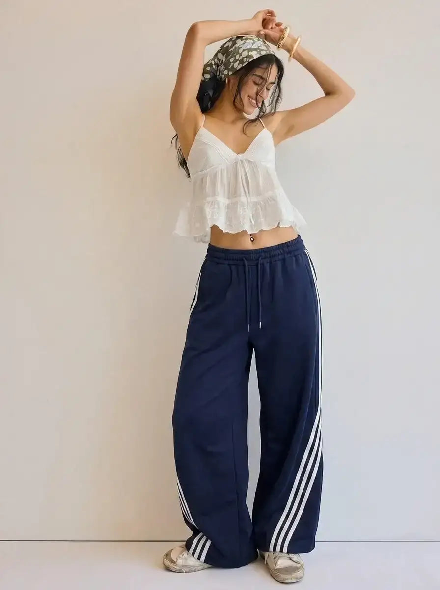 LT1K Cross Stripe Wide Leg Trousers. (Perfect For All Season).