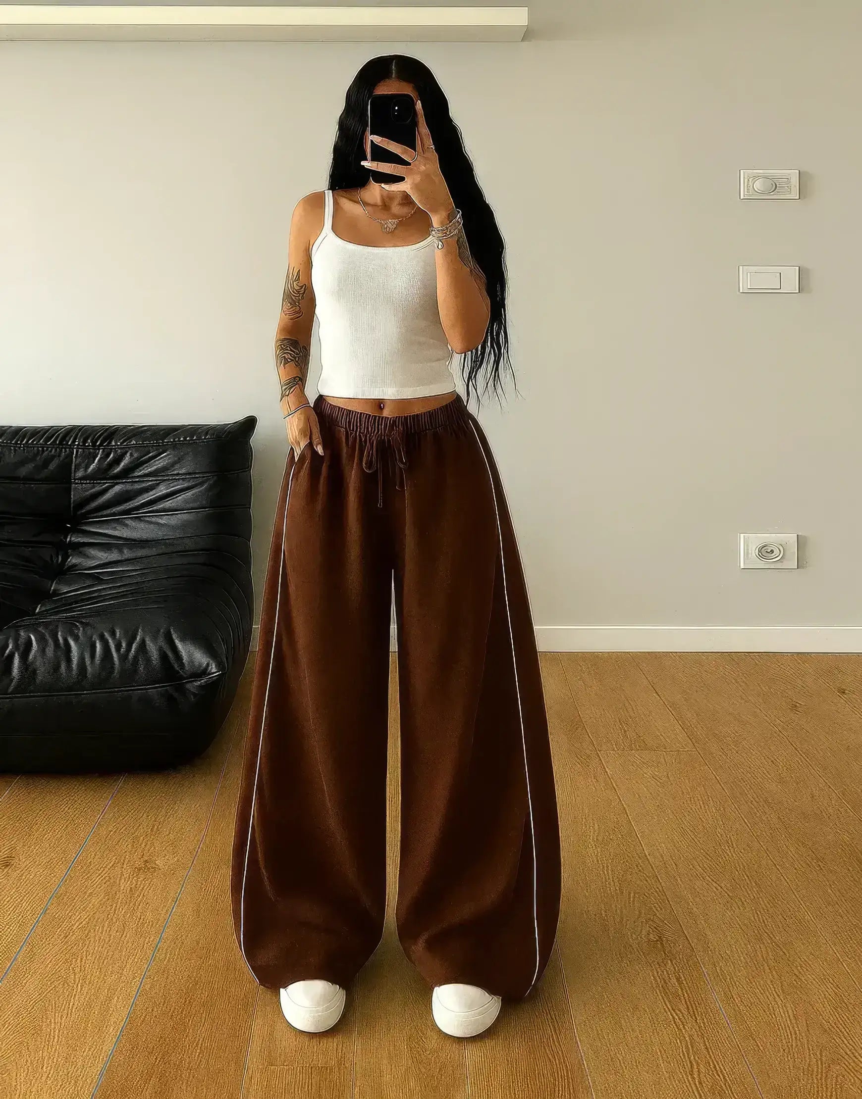 LT1K Wide leg Trouser With Piping Detail.(Perfect For All Season)