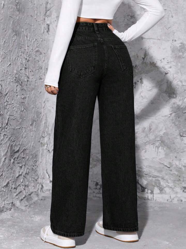 Bershka Black High-Waist Loose Jeans. - lessthan1thousand