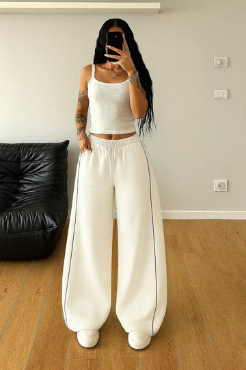 LT1K White Wide leg Trouser With Piping Detail.