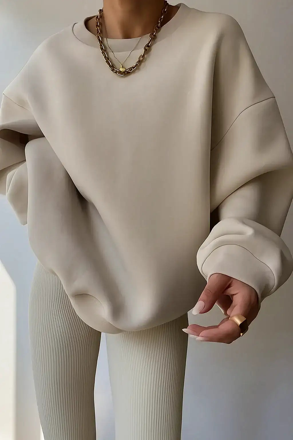 LT1K Sand Oversize Sweatshirt.