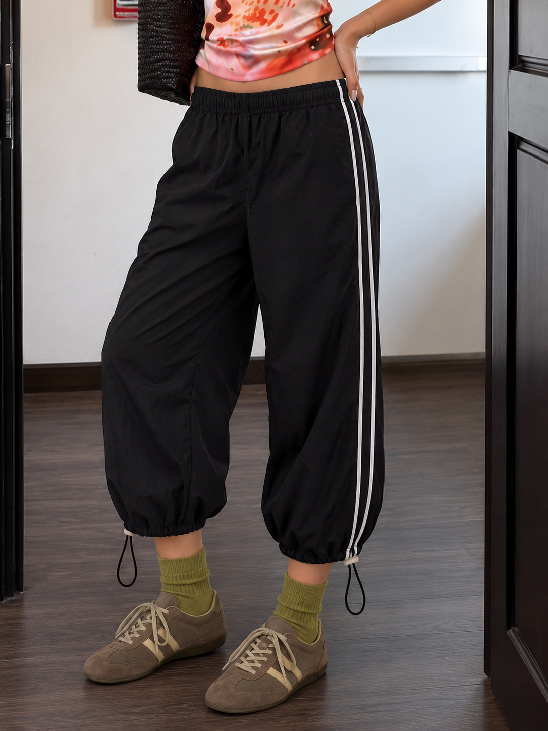 LT1K Double Piping Capri Trouser With Stopper.(Perfect For All Season).