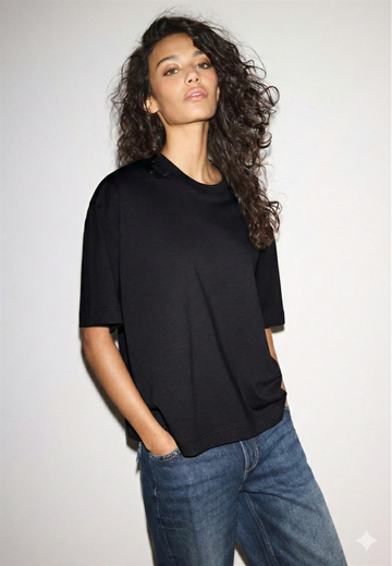 LT1K Oversize Pure Black Essential T-Shirt