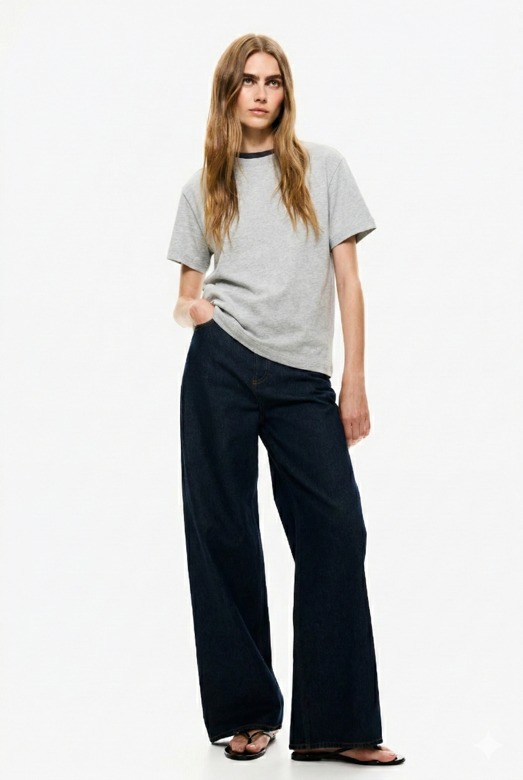 LT1K Oversize Grey Essential T-Shirt.