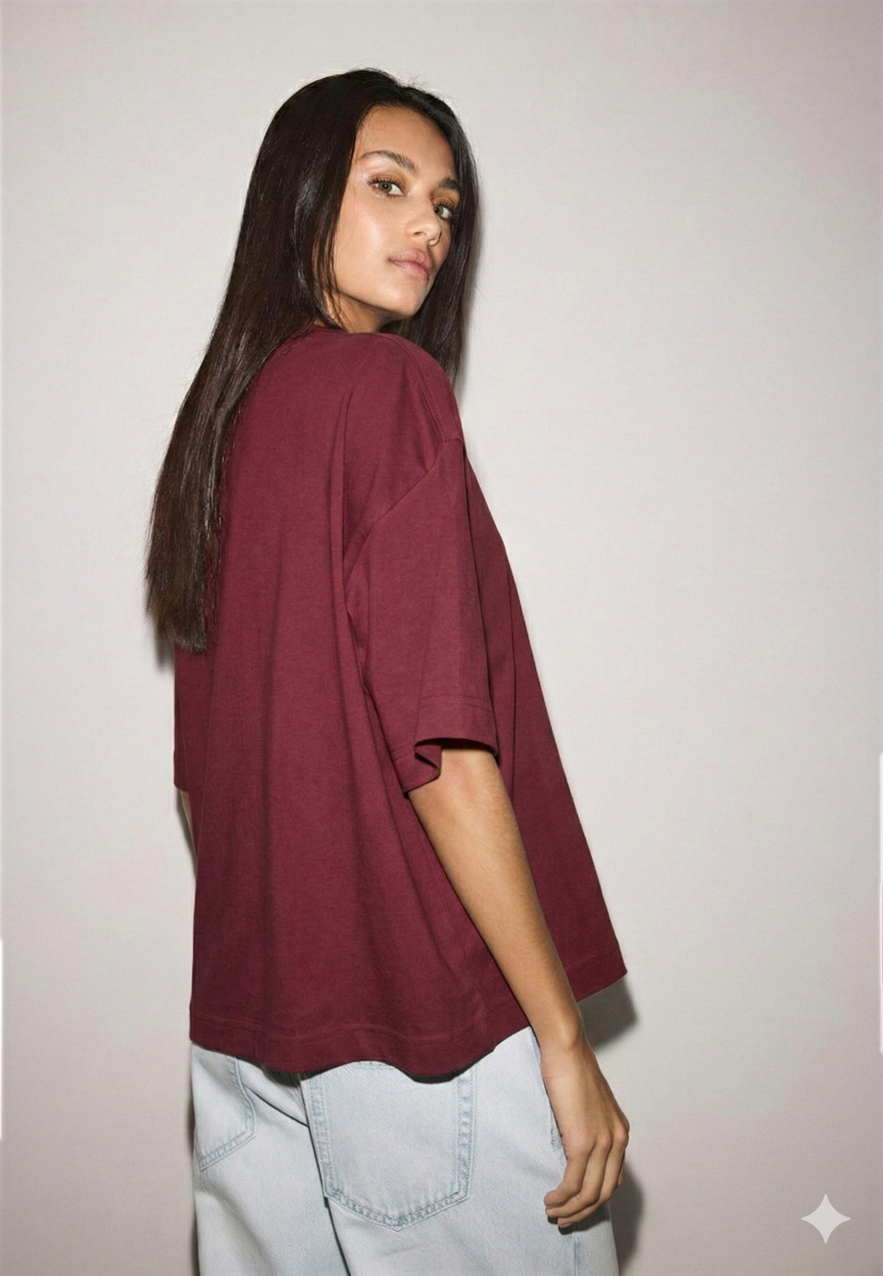 LT1K Oversize Maroon Essential T-Shirt.