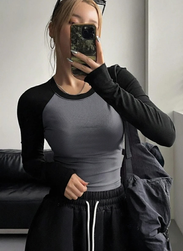 LT1K Black/Steel Grey Essential Full-Sleeves Raglan Slim Top.(Perfect For Winter Season).