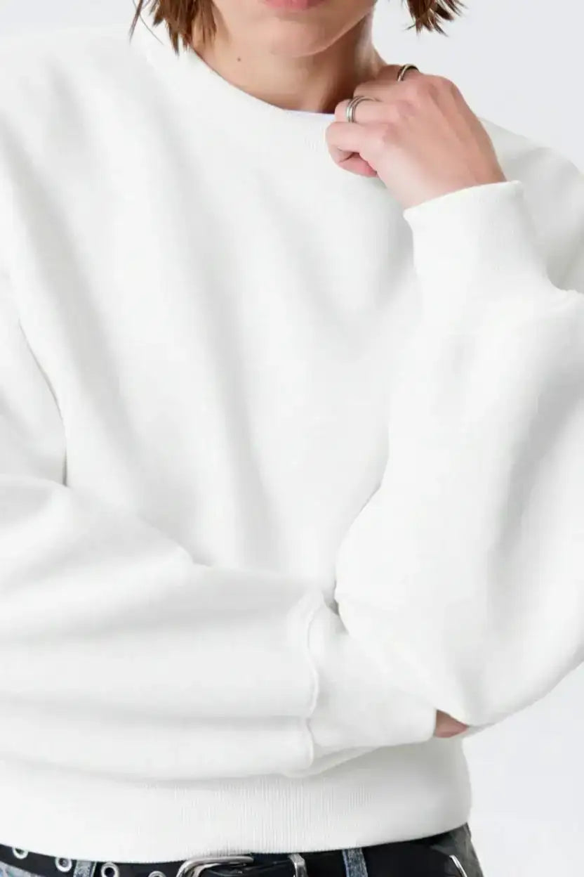 LT1K White Oversize Sweatshirt.